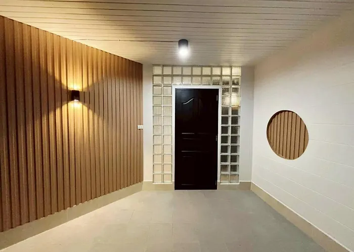 Thonglor Scandi 3br 8 Ppl Nearthonglor Bts 250 Sqm Bangkok