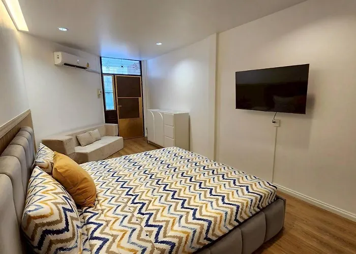 Thonglor Scandi 3br 8 Ppl Nearthonglor Bts 250 Sqm *