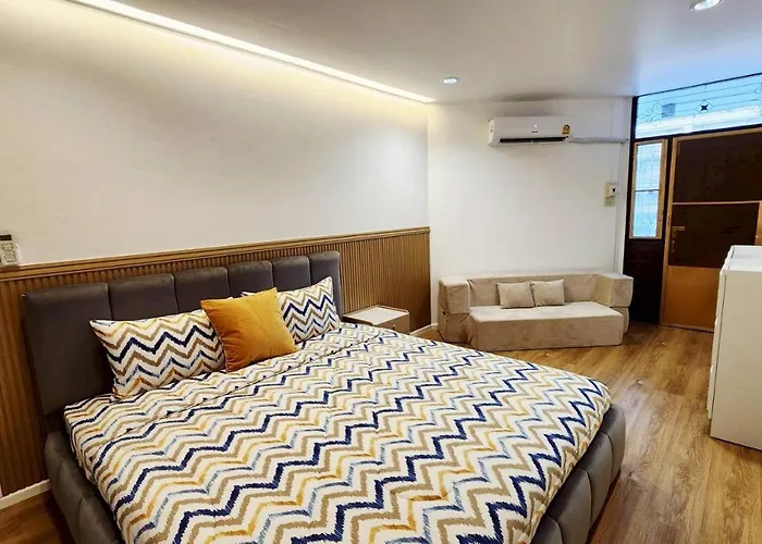 Thonglor Scandi 3br 8 Ppl Nearthonglor Bts 250 Sqm