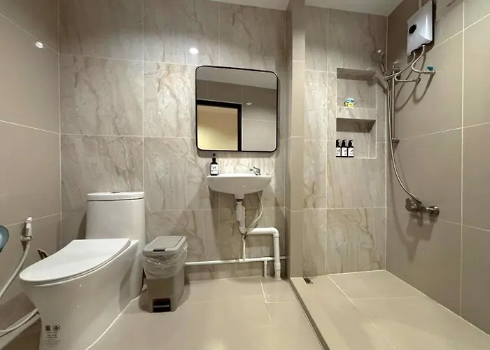 Thonglor Scandi 3br 8 Ppl Nearthonglor Bts 250 Sqm